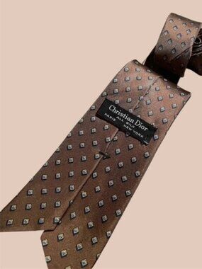 Christian Dior 100% Silk Men's Tie Geometric Made in USA